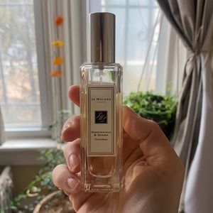 Jo Malone Honeysuckle & Davana